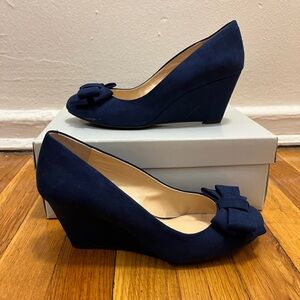 Jessica Simpson SHERYL Navy Suede Wedge Pump with Bow